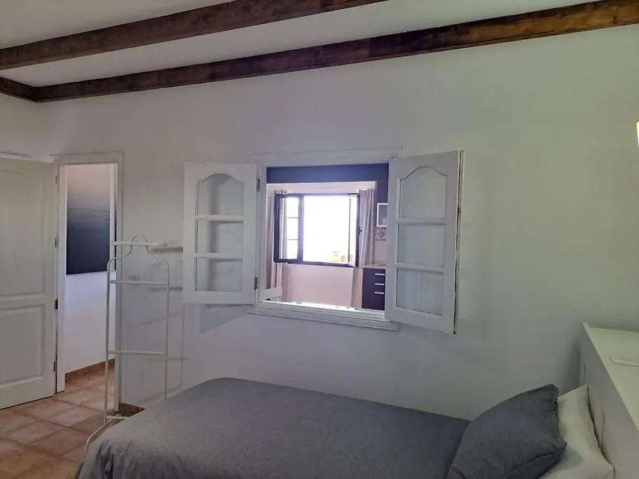Apartamento Valentina Tias Apartment