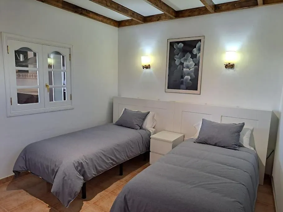 Apartamento Valentina Tias