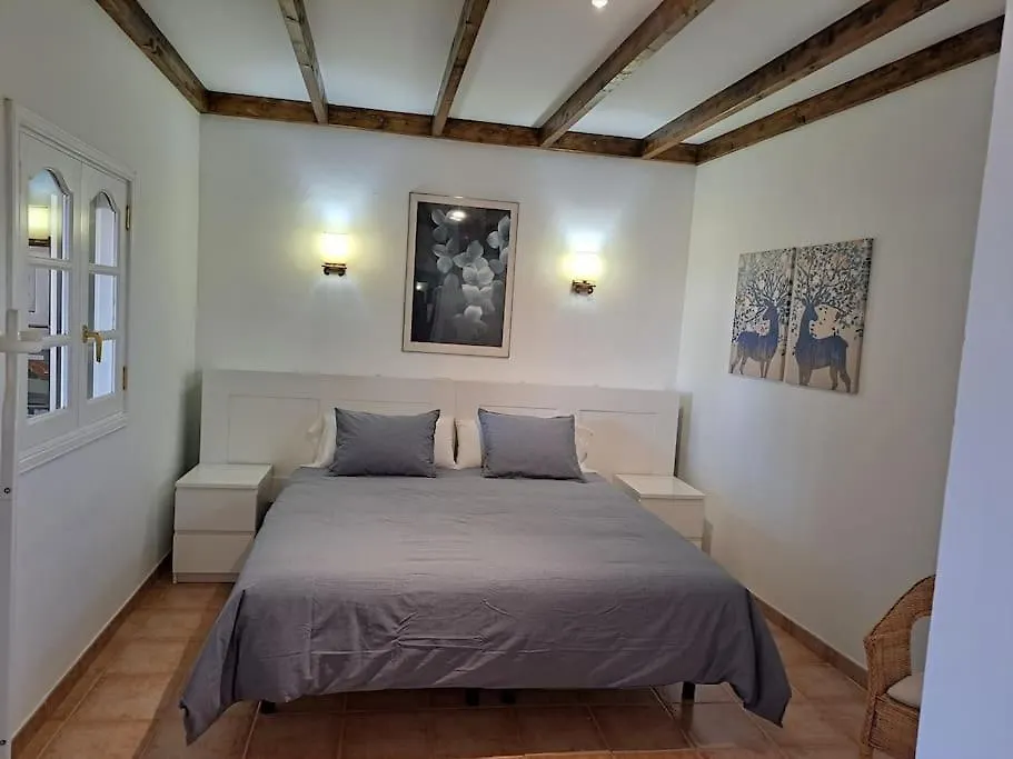 Apartment Apartamento Valentina Tias